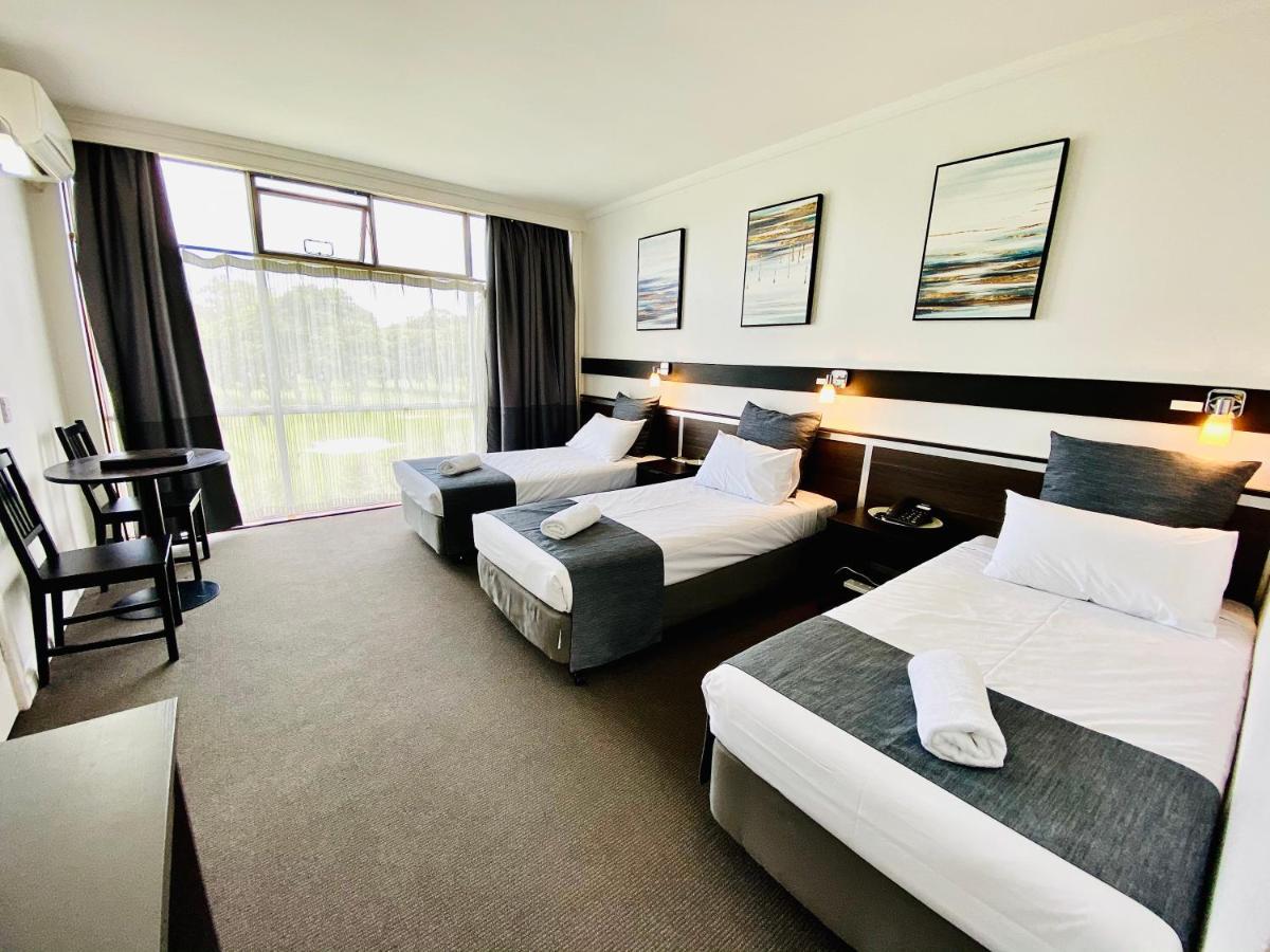 The Select Inn Ryde West Ryde Extérieur photo